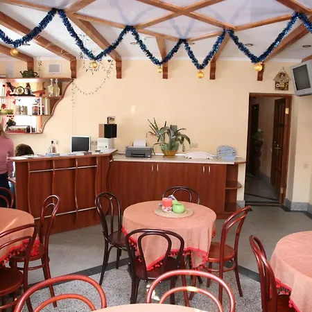 Liliana Hotel